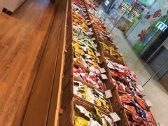 -来伊份(我格广场武宁路店)