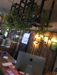 -FT菲瞳美发沙龙