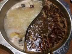 鸳鸯锅底-傣妹火锅(南京东路一店)