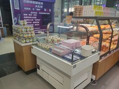 面包甜点陈列柜-仟吉(乐天城店)