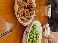 -堂瓦里·33年传统赣菜(第一街区店)