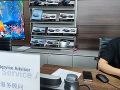 -上海星瀚奔驰4S店(红柳路店)