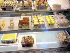 面包甜点陈列柜-美丽心情蛋糕(江苏路店)