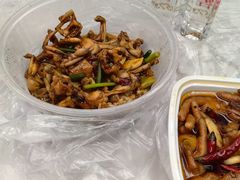 -江城燕子大排档(江汉路步行街店)