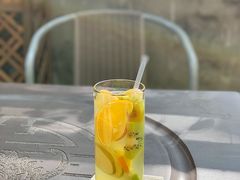 -谷咖啡·鲜花绿植花园餐厅
