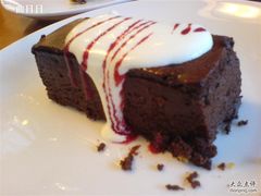 巧克力泡蛋糕-榖屋house of flour(张江首店)