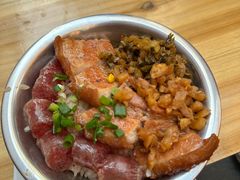 -梁阿婆廿年老牌扣肉糯米饭