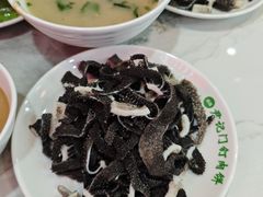 -尹记门钉肉饼(丰台站店)