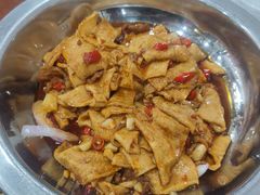 -湖南人家湘菜馆(镇江路店)