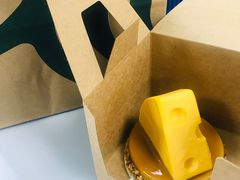 芝士咸蛋黄蛋糕-星巴克臻选(福州东百中心分店)
