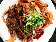 炒羊杂拼酸辣羊肚-沙州食驿·非遗小吃夜市