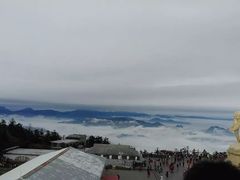 -峨嵋山金顶