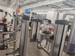 -乐刻运动健身(蓝润摩里中心店)