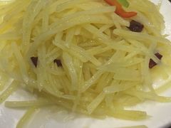 -春天里·老街坊餐厅(港隆广场店)