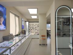 -潘多拉眼镜·蔡司依视路明月(潘家园店)