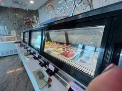 -亚洲国际大酒店·云顶阁旋转自助餐厅