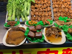 -六合夜市