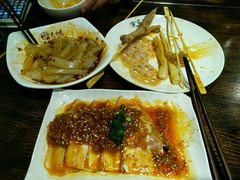 -张氏宽窄巷成都名小吃(茂业百货华强北店)