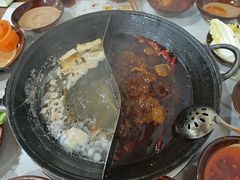 -重庆故事姊妹老火锅(财经学院店)