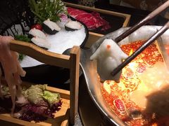 -湊湊火锅·茶憩(打浦桥日月光店)