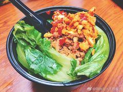 -市府路小吃城(民俗文化广场锦苑店)