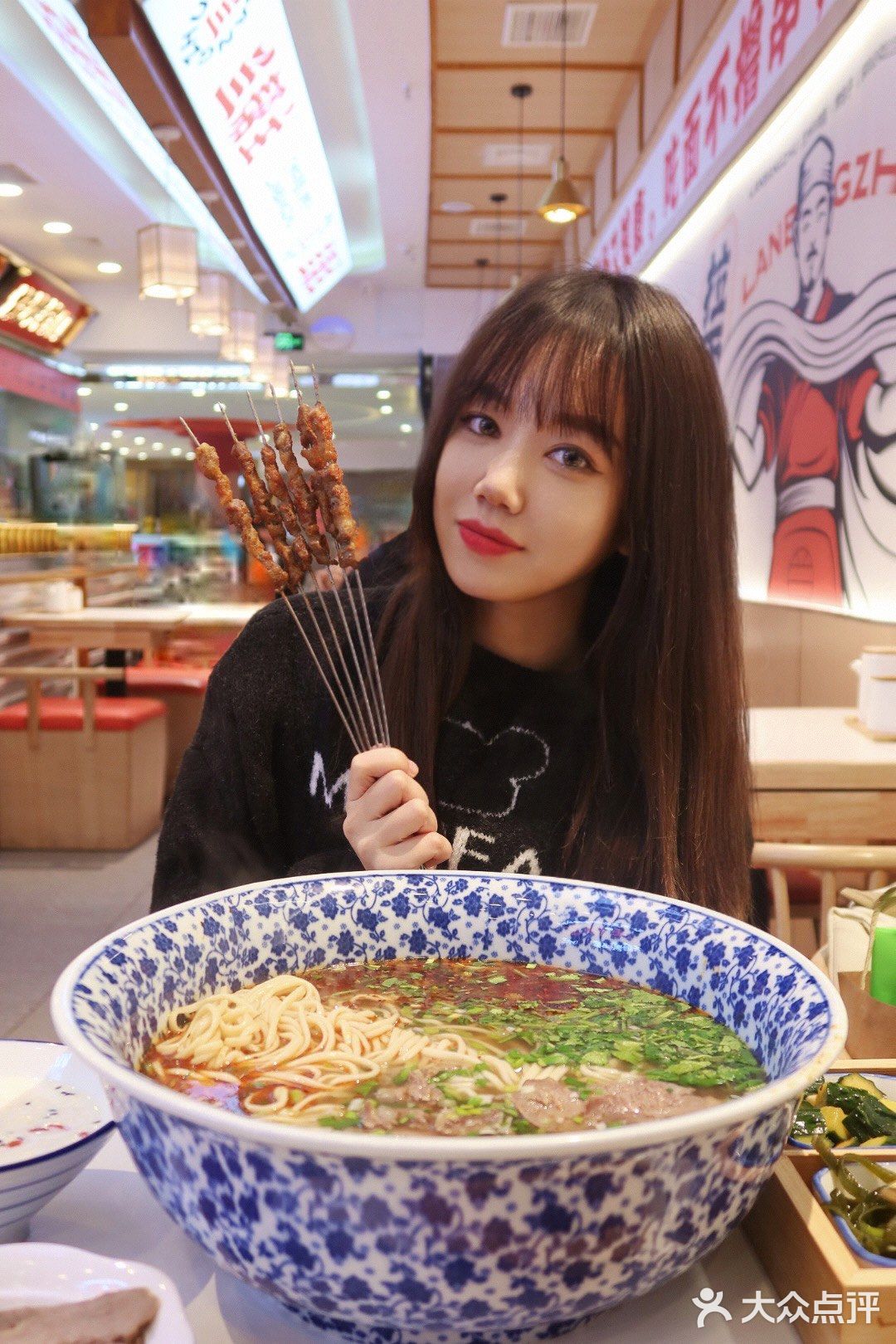 快带你脸大的闺蜜去吃🍜 绝对显脸小哈哈