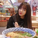 快带你脸大的闺蜜去吃🍜 绝对显脸小哈哈