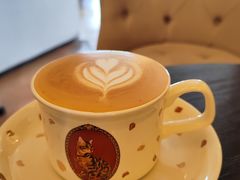 皇后大道东-Me Coffee下午茶艺术空间