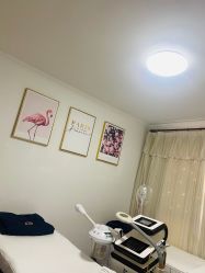 -美肤盾祛痘·问题肌头疗管理中心