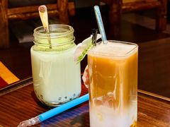 -月亮眼花园餐厅书吧酒吧