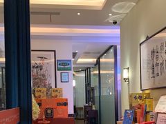-醉辉皇上海之巅(上海中心大厦店)