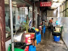 -张阿三馄饨店