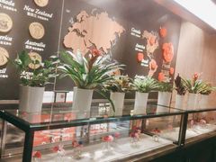 面包甜点陈列柜-西堤牛排(龙德广场店)