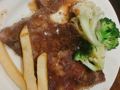 -四海一家自助餐(益田假日广场店)