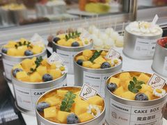 -花花卷卷·鲜食蛋糕(静安久光百货店)