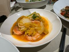 胶东白菜烧大虾-融琥珀·京鲁菜·海味珍品(西单店)