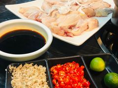 -东椰·海南椰子鸡火锅(朝阳门店)