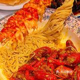 广州小龙虾🦞一口肉一口蒜蓉拌面太绝了吧🤤