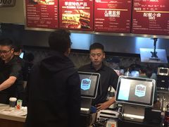 -The Habit Burger Grill 哈比特汉堡(爱琴海店)