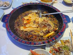 -何师傅美蛙鱼头(汉街店)