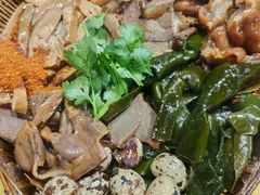 卤拼-灶东家民间菜(回兴店)