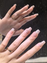 -悦指间美甲美睫