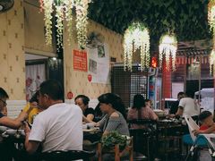 大堂-黔府豆米火锅野菜馆(南马店)