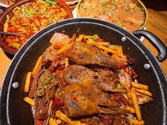-小三峡食府(西五路店)