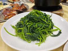 -南沙辉记烧鸡·荔枝木炭火吊烧(旧镇店)
