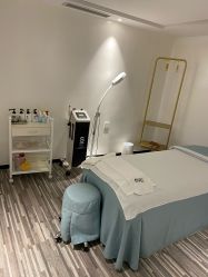 -AiCure 埃可儿·韩国医学皮肤管理