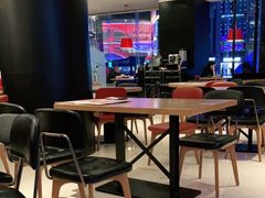 大堂-必胜客(华南摩尔店)