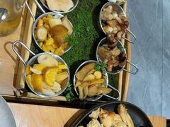 菌三宝-一朵菌·野生菌探索家火锅(南亚店)