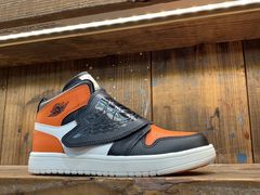 -ABC MART(心斎橋店)