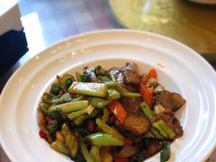 辣椒炒肉-北方工业大学学生餐厅